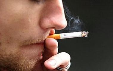 الإفطار على سيجارة يزيد مخاطر الإصابة بالسرطان !