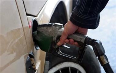 نتنياهو يأمر بتخفيض الضريبة المفروضة على المحروقات لتخفيض ثمن البنزين
