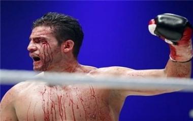 محاولة دموية من ملاكم سوري للفوز ببطولة العالم