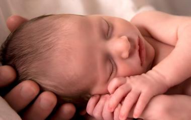 الولادة القيصرية قد تسبب السمنة في وقت لاحق